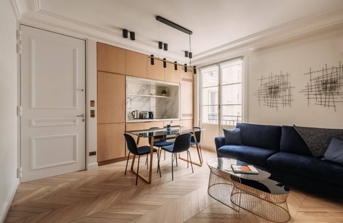 Les Halles Apartment | HIGHSTAY - Luxury Serviced Apartments - Rue de Rivoli