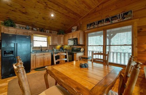 Hiawassee Cabin | Hightower Vista - Amazing Mountain View