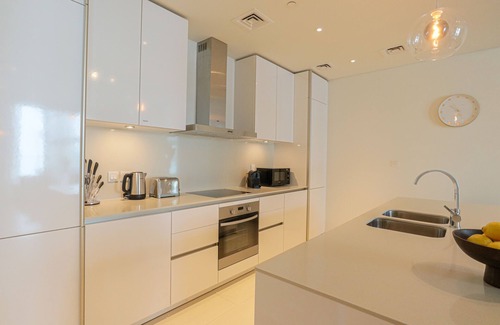 Al Wasl Apartment | HiGuests - City Walk B10