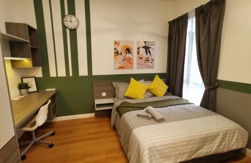 Shah Alam Apartment | HIJAU Geniehome 2BR1studio Free 99mbps WIFI and Carpark at Utropolis Shah Alam