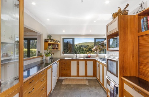 Havelock North House | Hikanui Haven – Havelock North Holiday Home
