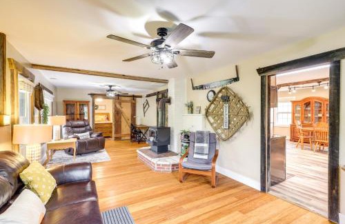 Burnsville House | Hike and Relax Blue Ridge Mountain Retreat!