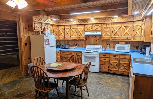 Jamestown Cabin | Hike, bike, horse riding or porch sitting near Big South Fork and Pickett St. Pk