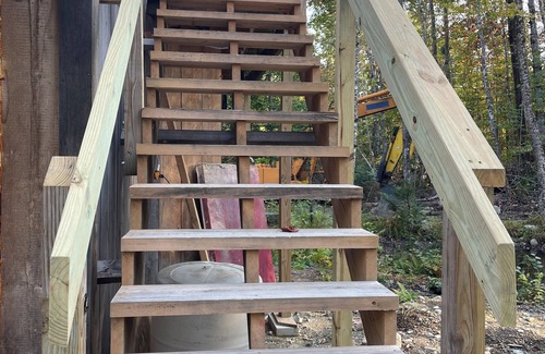 Brownville Apartment | Hike Katahdin bunkhouse