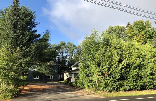 Lake Placid Apartment | Hike & Ski Hideaway@Lake Placid, NY - 2 BR, sleeps 6, quiet, Whiteface 15m