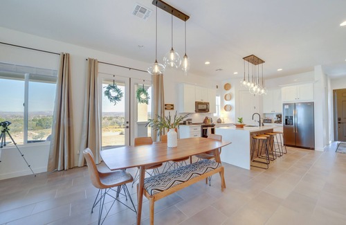 Rimrock House | Hiker's Retreat w/Furnished Patio in Rimrock!