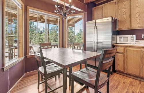 Woodlands Cabin | Hikers Haven