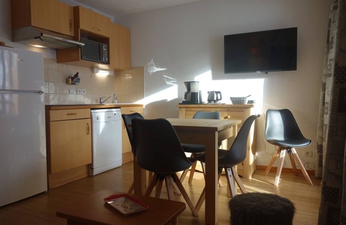 Molines-en-Queyras Apartment | Hiking and peace - a cosy apartment in the heart of the Queyras