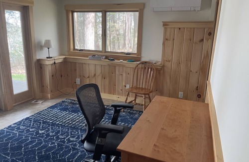 Oxford House | Hiking, swimming, chef's kitchen, sunsets, on Maine's clearest lake