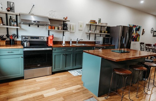 Rock Island Apartment | Hiking, swimming, kayaking, fishing and waterfalls.