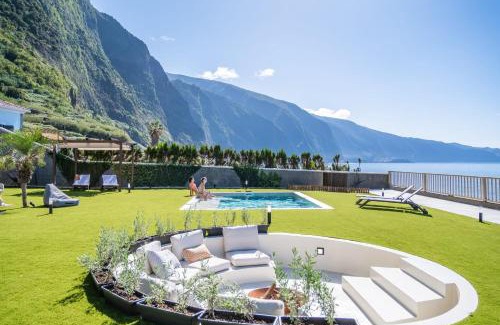 Sao Vicente House | Hilani House by Homie