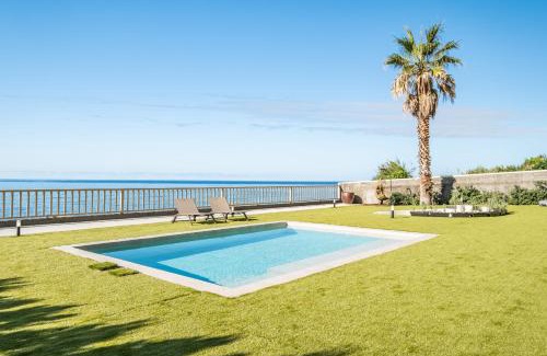 Sao Vicente House | Hilani House by Homie