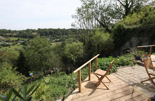 Equemauville Bed & Breakfast | Hill Cottage