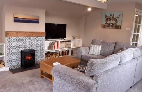 Weston-super-Mare Apartment | Hill Cottage