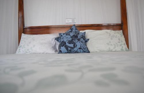 Unawatuna House | Hill cottage - ocean view