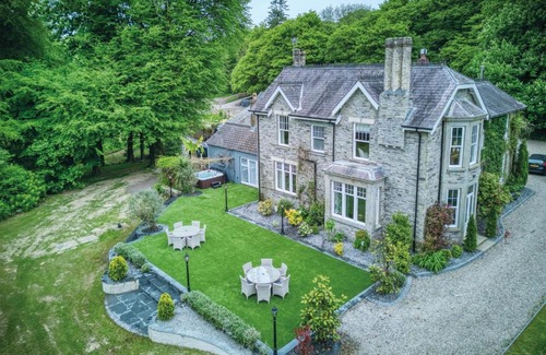 Ludchurch House | Hill House Country Estate - Princes Gate
