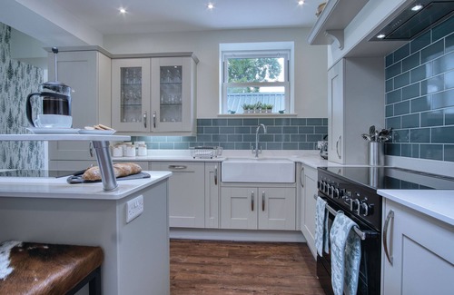 Ludchurch Cottage | Hill House Country Estate - Princes Gate