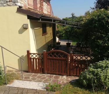 Lonato del Garda Apartment | Hill House