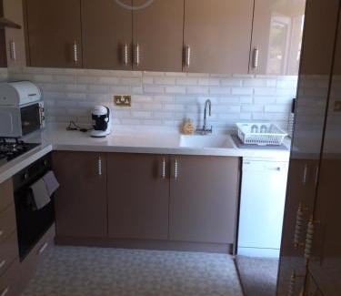 Barnstaple House | Hill's View