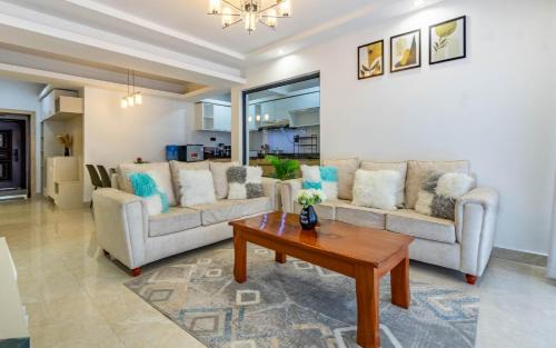 Thompson Estate Apartment | Hill Side44- Urban Oasis