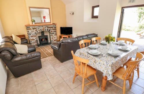 Narberth House | Hill Top Farm Cottage