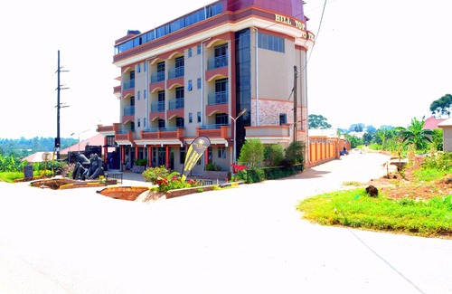 Nakaseke Hotel | Hill Top Hotel Semuto