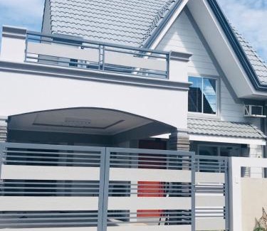 Angeles City Villa | Hillary Timog Park Homes