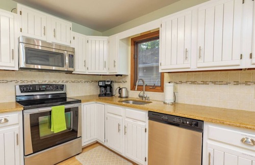 Hillcrest Point House | Hillcrest at Lake Gaston