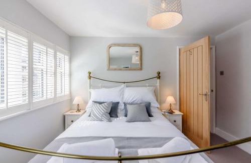Avening House | Hillcrest Cottage