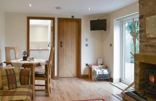 Broxa House | Hillcrest Cottage