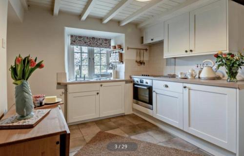Newton Grange House | Hillcrest Cottage