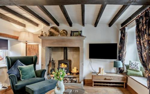 Newton Grange House | Hillcrest Cottage