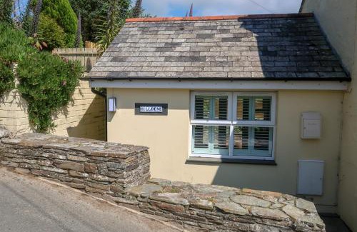 Treknow House | Hilldene