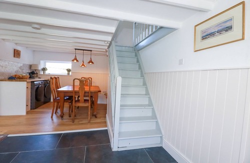 Treknow Cottage | HILLDENE, pet friendly, character holiday cottage in Treknow