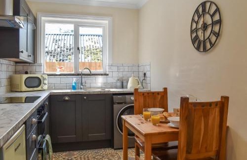 Sticklepath House | Hillerton Cross Farm