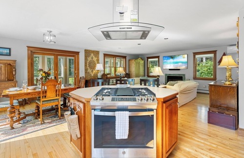 Rockport House | Hillhouse, tastefully decorated Maine home, close to downtown