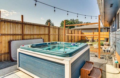 Hillsboro House | Hillsboro Vacation Rental w/ Private Hot Tub!