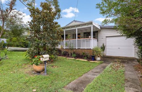 South West Rocks House | Hillsborough Cottage SWR - No Sheets or Towels provided