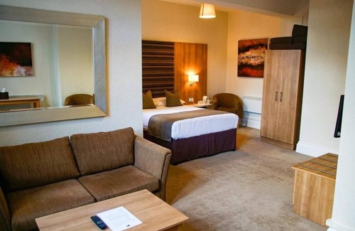 Cleedownton Hotel | Hillscourt