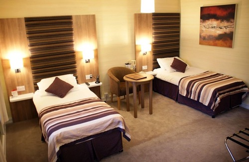 Cleedownton Hotel | Hillscourt