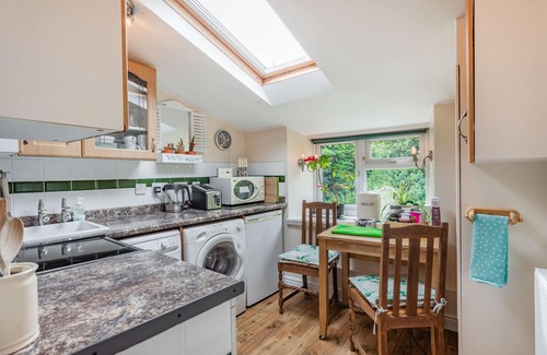 Peasedown Saint John Cottage | Hillside Cottage