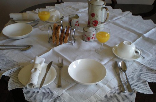 Moreton Bed & Breakfast | Hillside Cottage