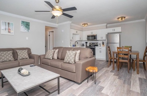Bayview Apartment | Hillside Cove - Port Suite