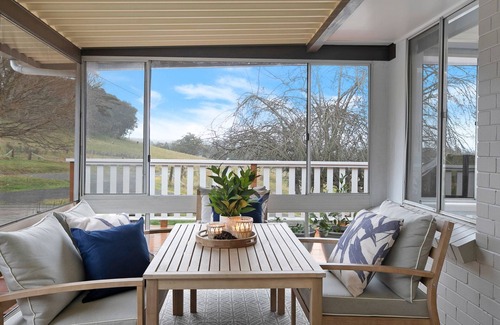 Mittagong House | Hillside Farm – Rural getaway on 100 acres of sweeping farmland
