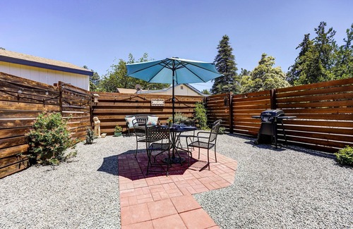Prescott Cottage | Hillside Hideaway Centrally Located Cottage, Close to Trails, Lakes & Town