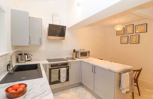 Wigton Cottage | Hillside Hideaway