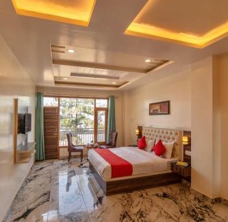 Shimla Hotel | Hillside Home