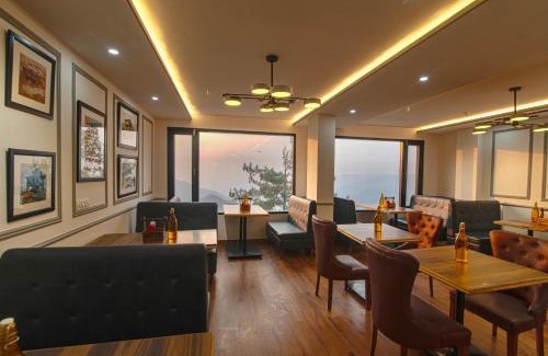 Shimla Hotel | Hillside Home