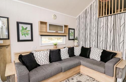 Llandrindod Wells House | Hillside Lodge