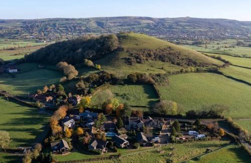 Cheddar House | Hillside Lodge, Tor Farm
